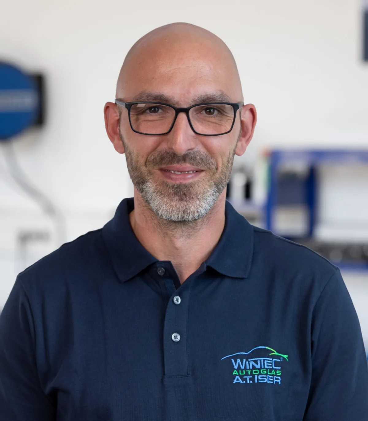 251209 H Kastern Dominik br800 h900px